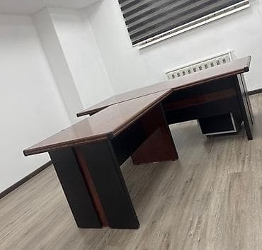 органайзер руководителя настольный: Офисный стол, Нерегулируемый, цвет - Коричневый, Угловой, ЛДСП — 1