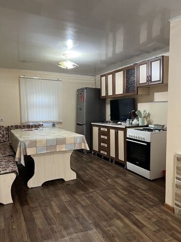 теплица дома: Дом, 90 м², 4 комнаты, Собственник — 2