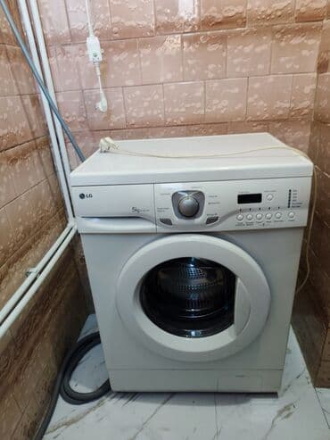 дом 2 этажа: 192 м², 8 комнат, Подвал, погреб — 7