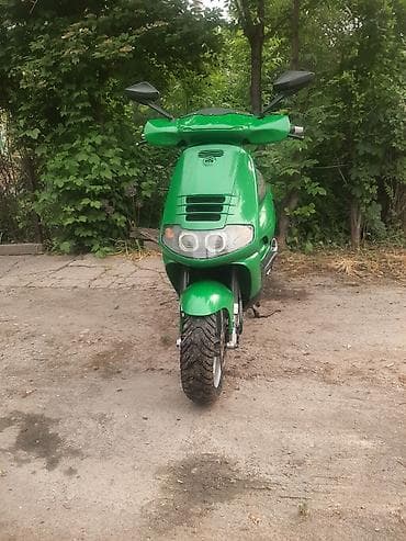мотор на скутер: Макси скутер 150 куб. см в ярком зелёном цвете. piaggio skipper — 1