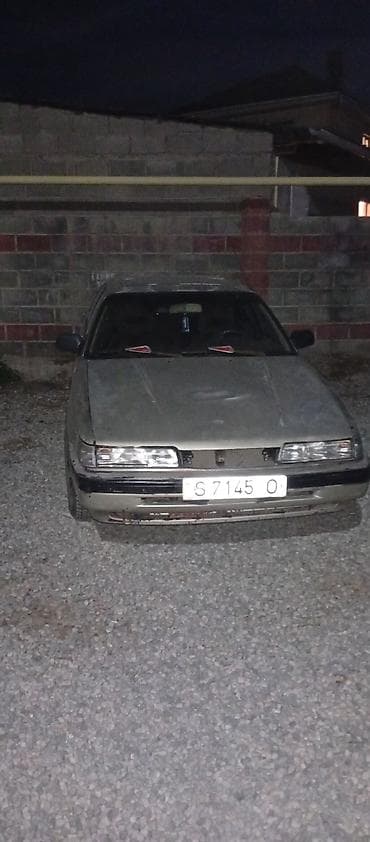 bmw e49: Mazda 626: 1988 г., Хэтчбэк — 5