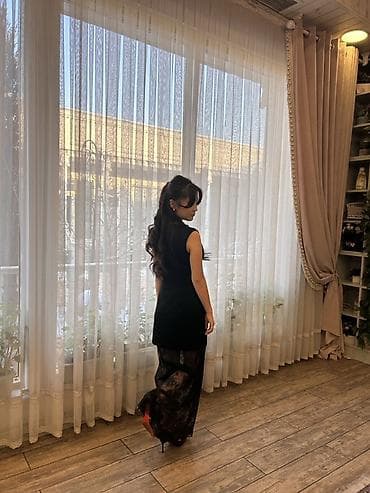 Женская одежда: Элегантное вечернее платье в черном цвете Кружевной слой отдельно — 3