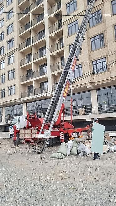грузопассажирские: Стрела 72 м, 300 т — 2