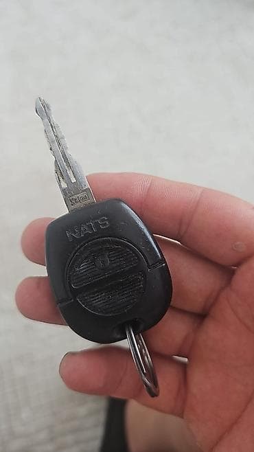 sprinter 315: Вскрытие прошивка изготовление ключей на Мерседес атего актрос — 7