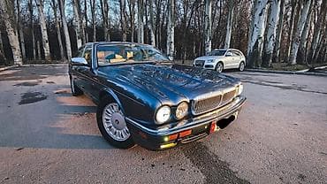 форд мастер: Daimler : 1995 г., 4 л, Механика, Бензин, Седан — 4