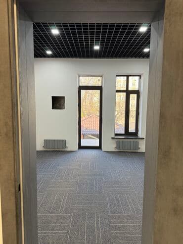 куплю дом под офис: 2020 гп кирпичный,3 фазы, центр канализация, газовое отопление, 2 сан — 15