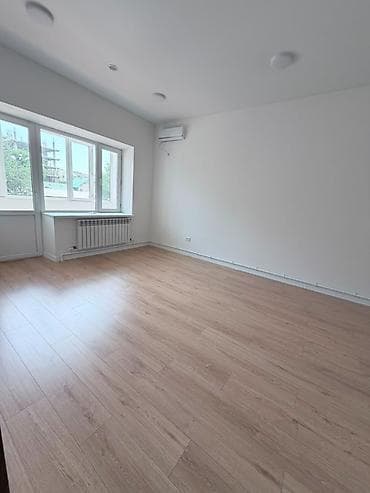 Аренда офисов, 80 м², В жилом комплексе, 1 линия, С отдельным входом, С отдельным сан узлом — 6