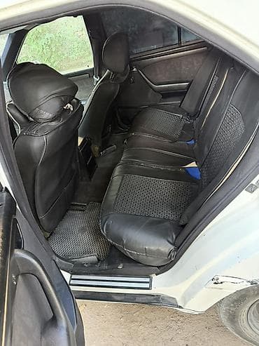 e500 124: Mercedes-Benz C-Class: 1997 г., 2 л, Автомат, Бензин, Седан — 8