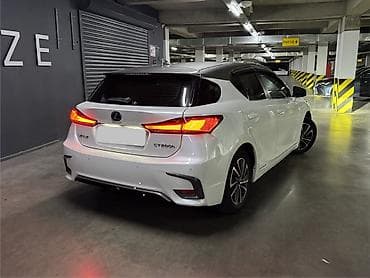 электромоил: Lexus CT: 2018 г., 1.8 л, Вариатор, Гибрид, Хэтчбэк — 2