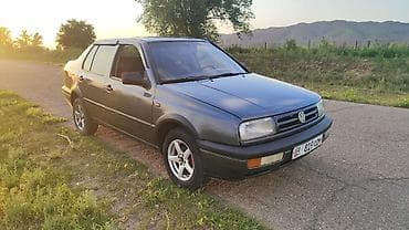 1 nz: Volkswagen Vento: 1993 г., 1.8 л, Механика, Бензин, Седан — 3