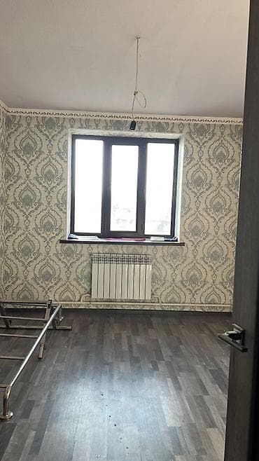 Продаётся двухэтажный кирпичный дом. Характеристики: - Материал стен