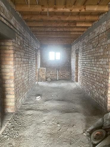 Үйлөр: Үй, 140 м², 5 бөлмө, Менчик ээси, Эски ремонт — 8