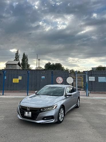 5d коврики: Honda Accord: 2018 г., 1.5 л, Вариатор, Бензин, Седан — 2