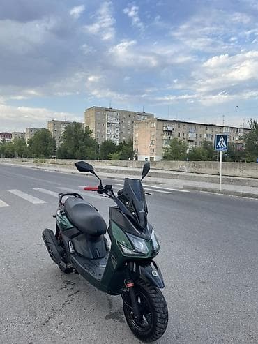 Скутеры: В продаже самурай Сел поехал Вложения мелочи Обмен только айфоны — 1