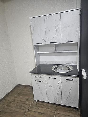 куплю двухкомнатную квартиру: Студия 2кишиге максимум 25кв кровать, мини кухня, кровать,холодильник — 2