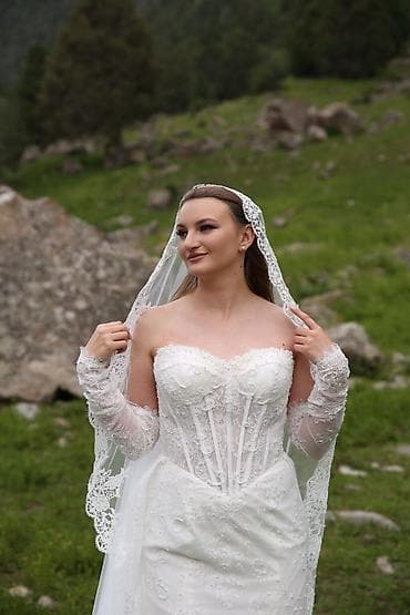 митенки: Свадебное платье, M, Со шлейфом, Фатин, Кружево, Б/у — 5