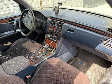 чехлы бу: Mercedes-Benz E-Class: 1996 г., 2 л, Автомат, Бензин, Седан — 4