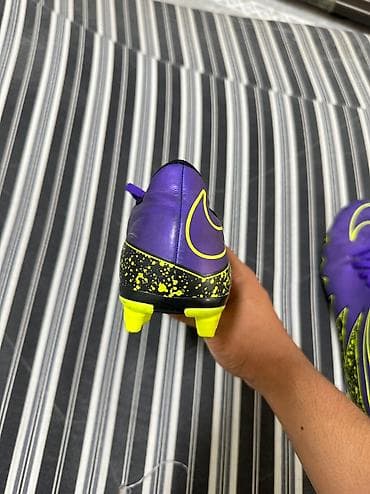 Спорт и хобби: Бутсы Nike Hypervenom Размер: 24 см Us6 Eur38.5 uk5.5 Состояние — 4