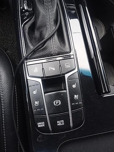 спочно продаю: Kia K7: 2019 г. — 2