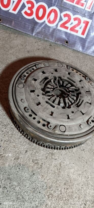 каропка на хово: Сцепление в сборе Mercedes-Benz 2000 г., Б/у, Оригинал, Германия — 2