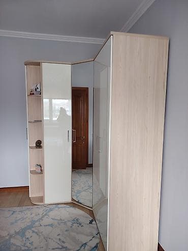 кухуный буфет: Шкаф купе, Б/у, Угловой — 2