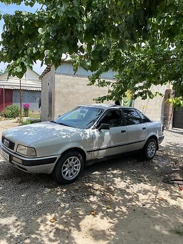 Audi 80: 1993 г., Седан — 2