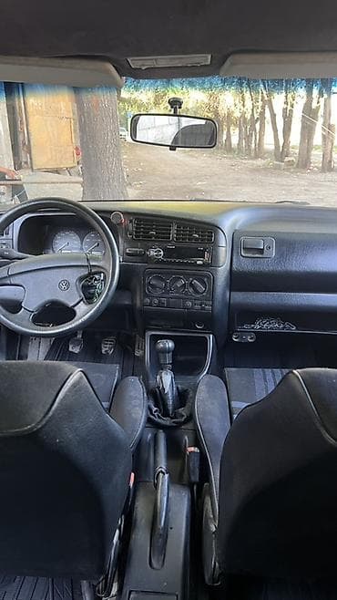 1 nz: Volkswagen Golf: 1992 г., Механика, Хэтчбэк — 8