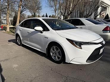 Продажа авто: Toyota Corolla: 2020 г., Гибрид, Седан — 4