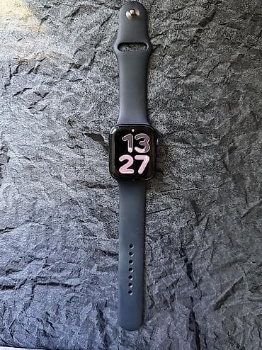 Apple Watch Series 8 45мм Емкость аккумулятора 84% Память 32гб в