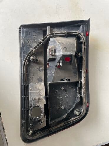 поворотники на виндом: Задний правый на крышке багажника тойота калдина st-190-195 — 2