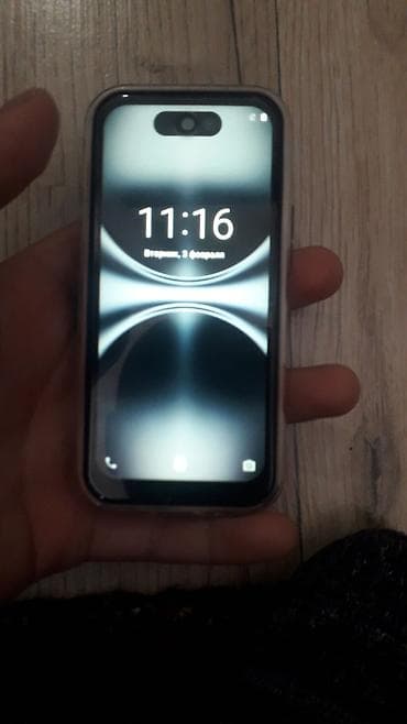 Фото и видеокамеры: Смартфон с вырезом‑«пилюлей» под фронтальную камеру и датчики — 2