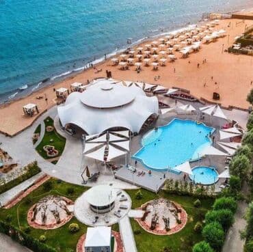 отдых на иссык куле бостери: Коттедж, Байтон ЦО Каприз, Бостери, Детская площадка, Парковка, стоянка, Охраняемая территория — 1