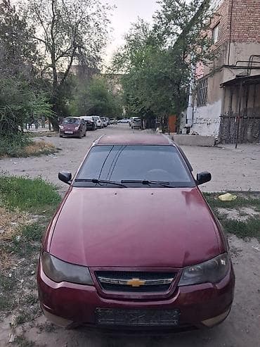 Daewoo Nexia: 2011 г., 1.6 л, Механика, Бензин, Седан