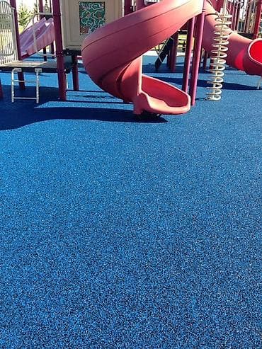 Резиновое покрытие для спортивных и детских площадок Назначение: -