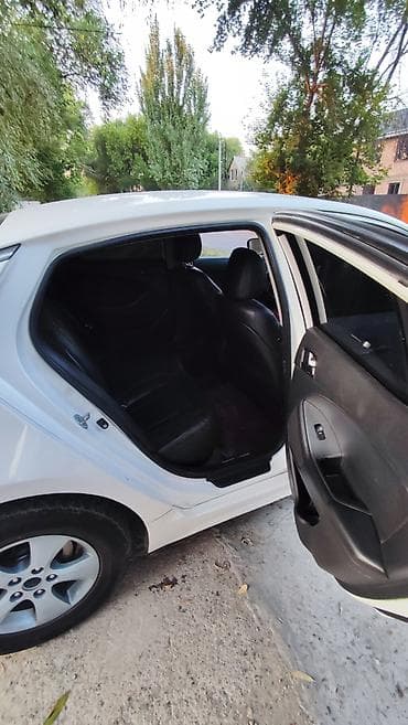 к5 руль: Kia K5: 2011 г., 2 л, Автомат, Газ, Седан — 8