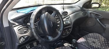 Ford Focus: 2002 г., 1.6 л, Кол менен иштөөчү, Бензин, Седан — 8
