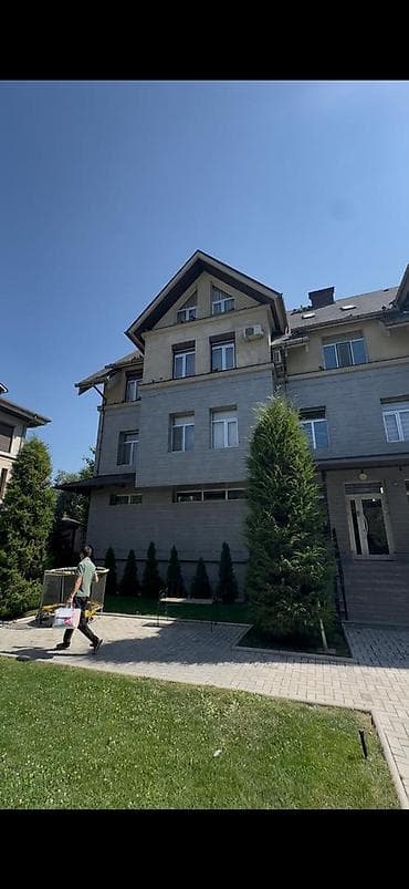 елитный дом: 6 комнат и более, 200 м², ул. Ахунбаева / Малдыбаева Элитка, 3 этаж, Евроремонт — 1
