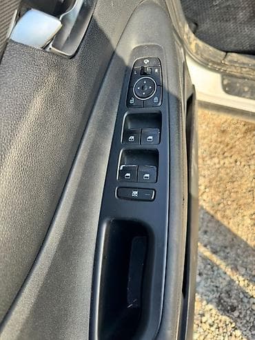 rav 4 2018: Hyundai Santa Fe: 2020 г., 2 л, Автомат, Дизель, Кроссовер — 9