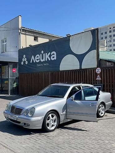 Mercedes-Benz E-Class: 2000 г., 3.2 л, Автомат, Бензин, Седан