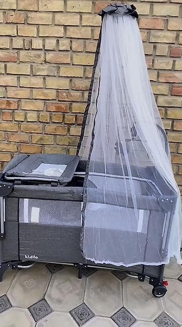 детскую кроватку с манежем: Манеж-кровать, Раскладной, Другой материал — 1