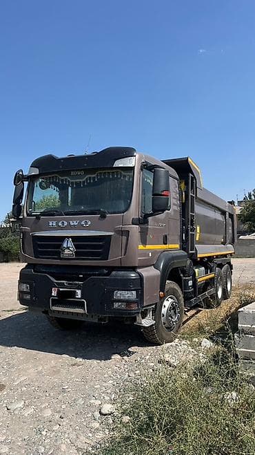 рессор на хово: Самосвал HOWO 2025г 12 месяц 12 ступка - Компоновка: трехосный — 1