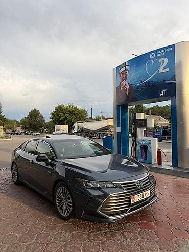 passat ss: Toyota Avalon: 2019 г., 2.5 л, Автомат, Гибрид, Седан — 1