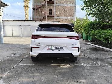 byd han: BYD E2: 2024 г., Автомат, Электромобиль, Хэтчбэк — 4