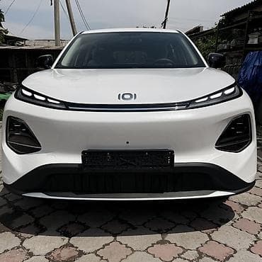 спойдер: Changan Qiyuan Q05: 2026 г., Электромобиль, Кроссовер — 1