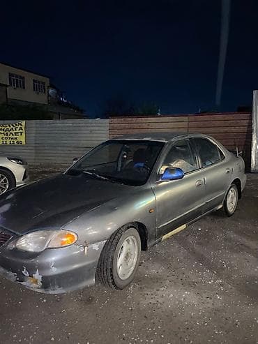 2000: Hyundai Elantra: 2000 г., 2 л, Механика, Бензин, Седан — 4