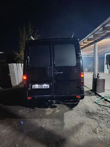 бампер мер 124: Mercedes-Benz Спринтер: 2004 г., 2.7 л, Механика, Дизель, Фургон — 5