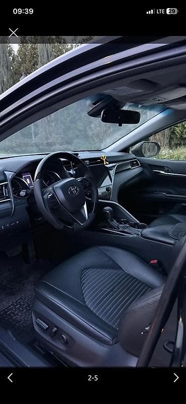 Унаа: Toyota Camry: 2018 г., Седан — 1