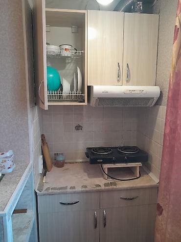 студия запись: Студия с зоной кухни и прихожей. Планировка и отделка: - Комната — 5