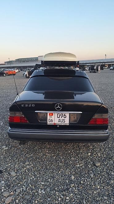 tesla model: Mercedes-Benz W124: 1994 г., 3.2 л, Автомат, Бензин, Седан — 1