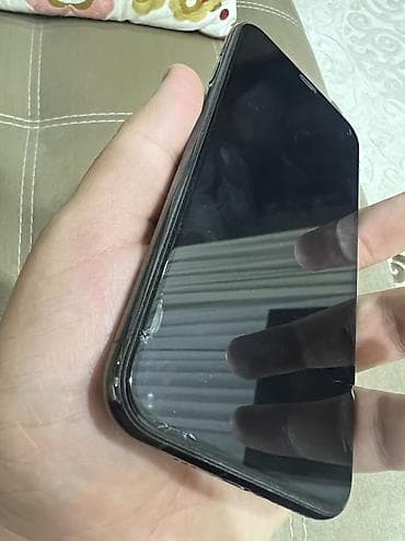 ТВ и видео: IPhone 11 Pro, Б/у, 64 ГБ, Matte Midnight Green, 79 % — 3